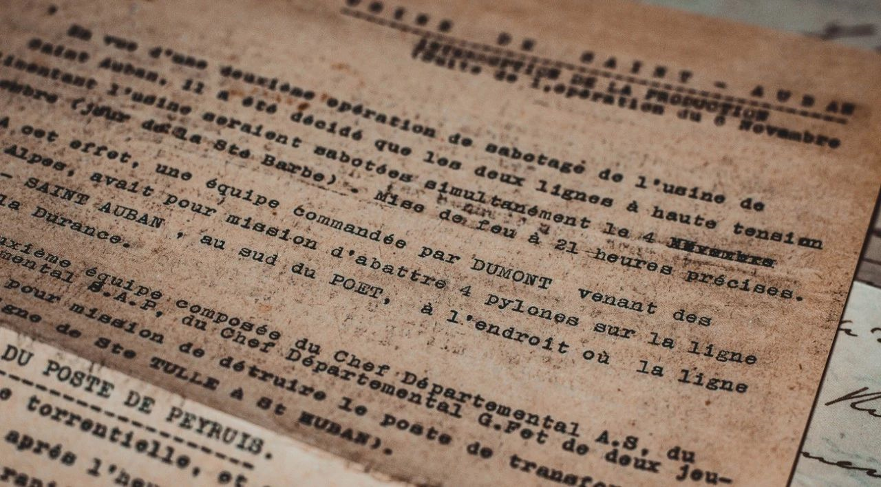 筆跡的形成時間能否進行鑒定？6