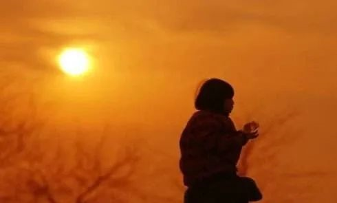 養(yǎng)育7年的女兒親子鑒定非親生，這位父親的做法讓人感動(dòng)！