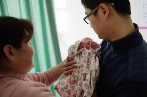 給親生孩子上戶口，為何還要去司法鑒定中心做親子鑒定出生證？