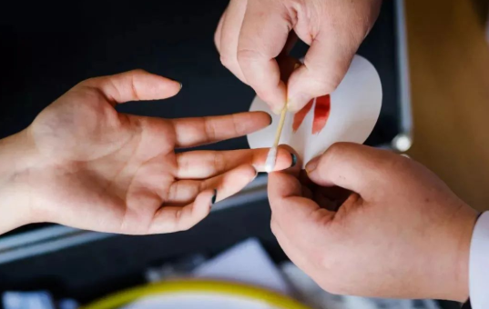 親子鑒定讓抑郁癥不治而愈